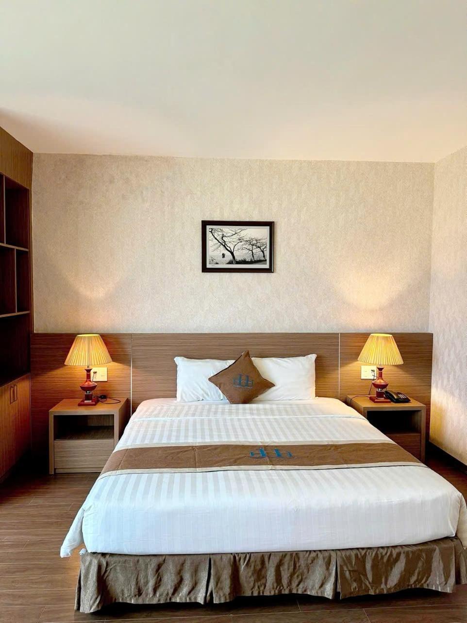 Halong Harbour Hotel Ha Long Exterior photo
